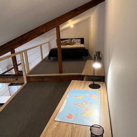 Appartement Confort A Cholet Bagian luar foto