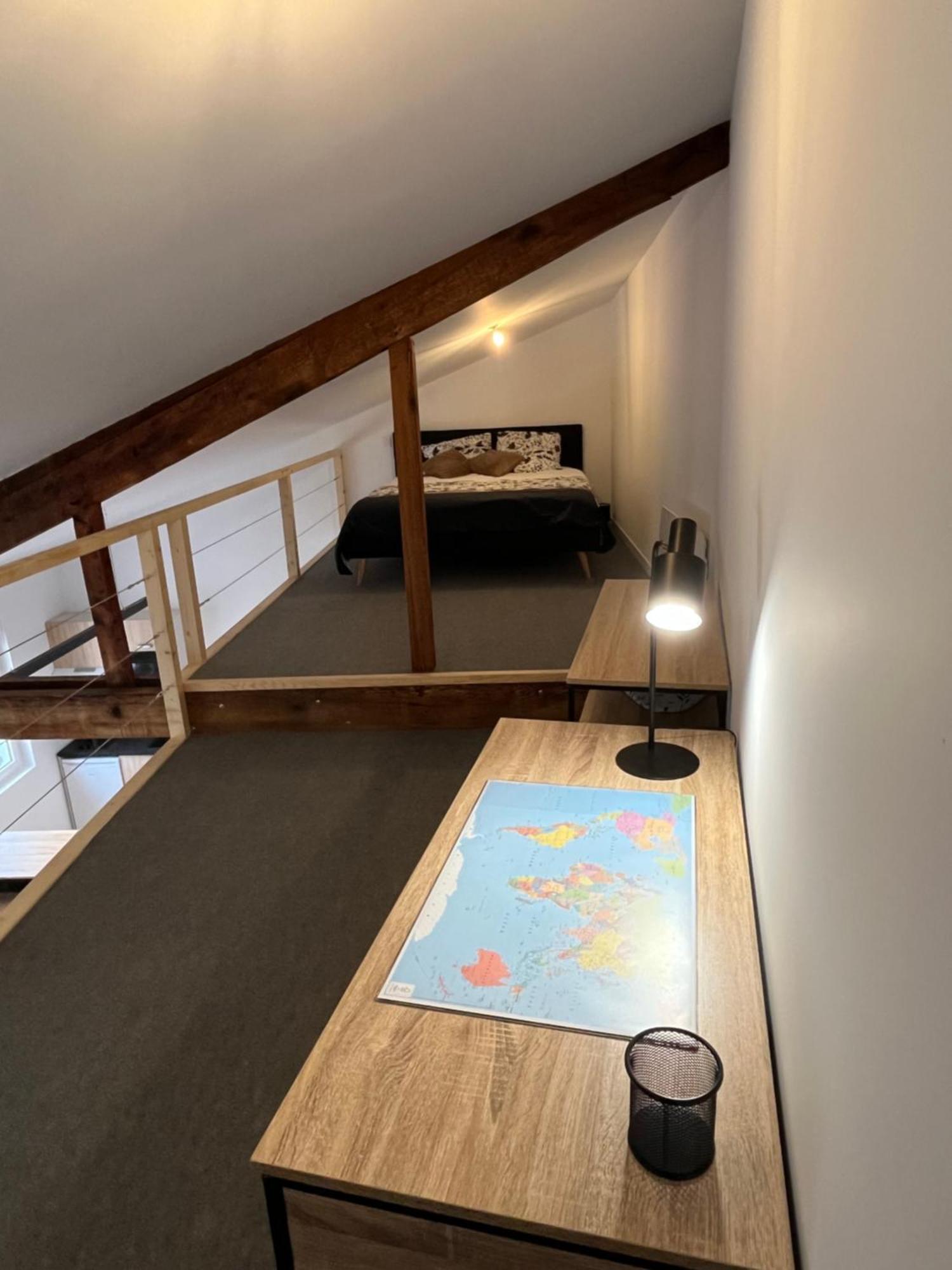 Appartement Confort A Cholet Bagian luar foto